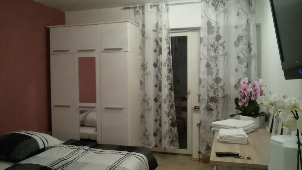 Privatzimmer Am Rathaus Κάσελ Εξωτερικό φωτογραφία